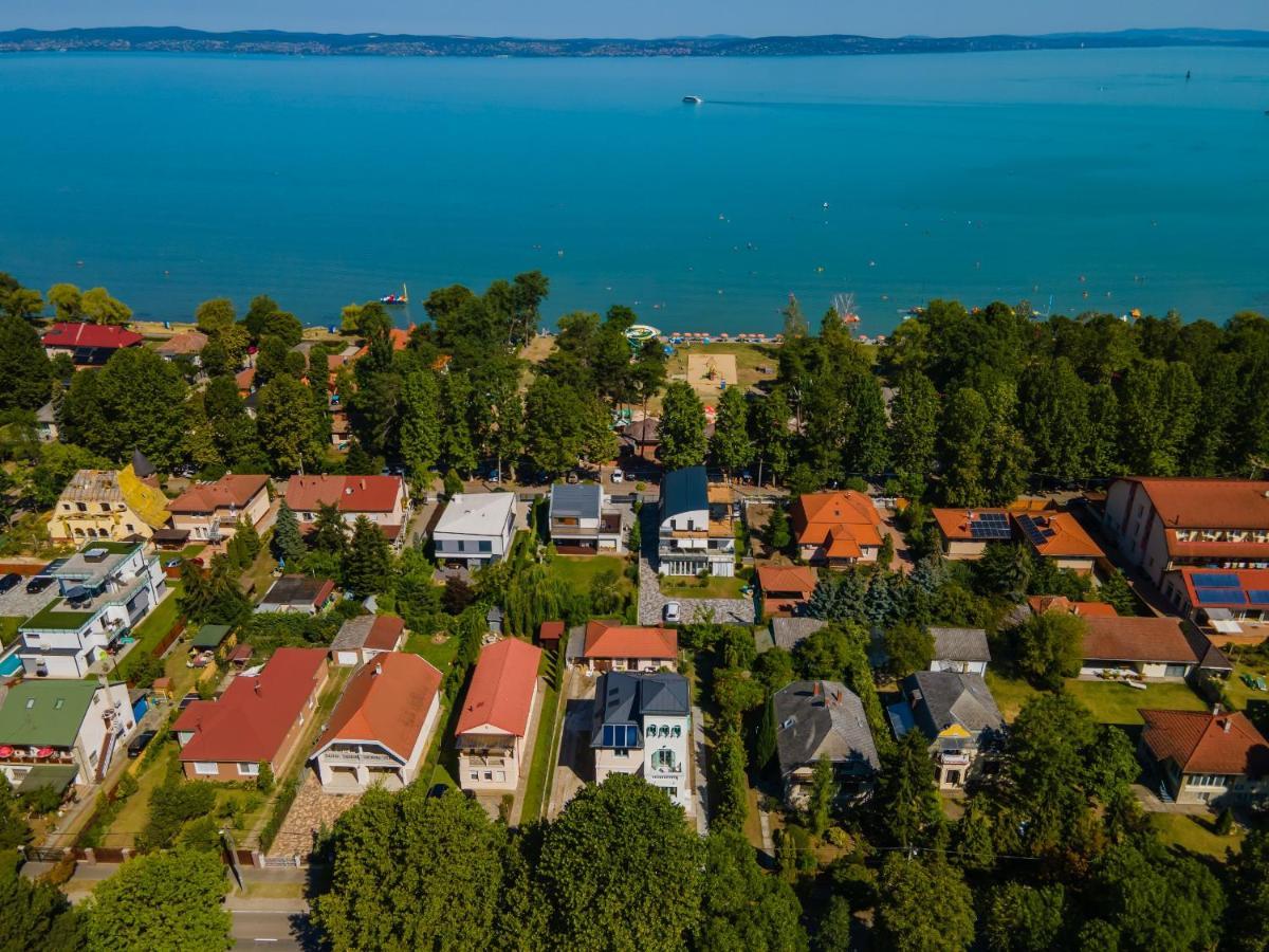 Harmony Boutique Villa Siófok Exterior foto